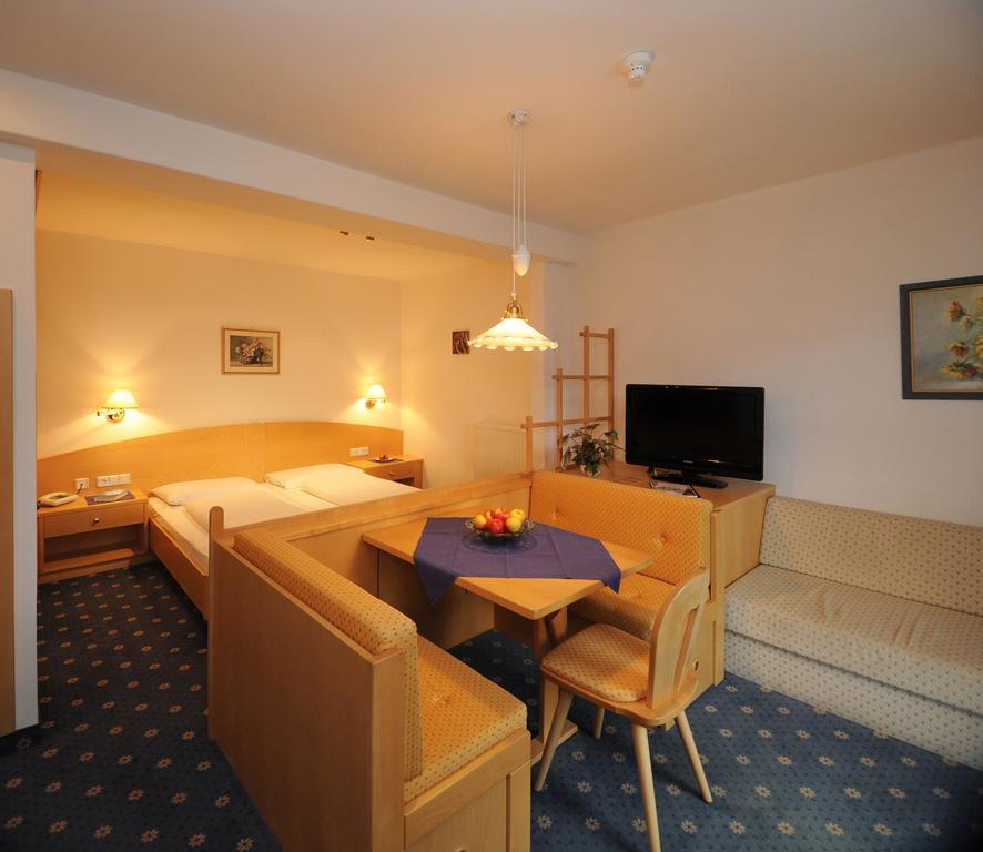Hotel Waldschenke 3*
